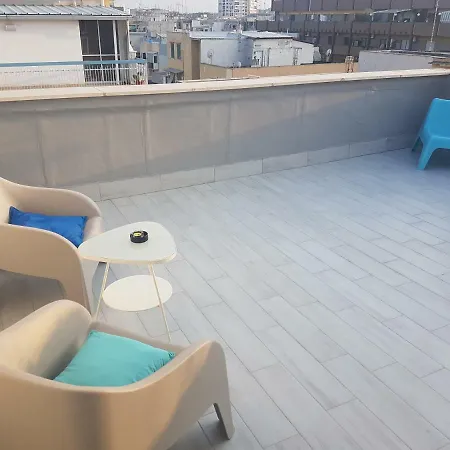 Attico Con Terrazza A Apartament Bari